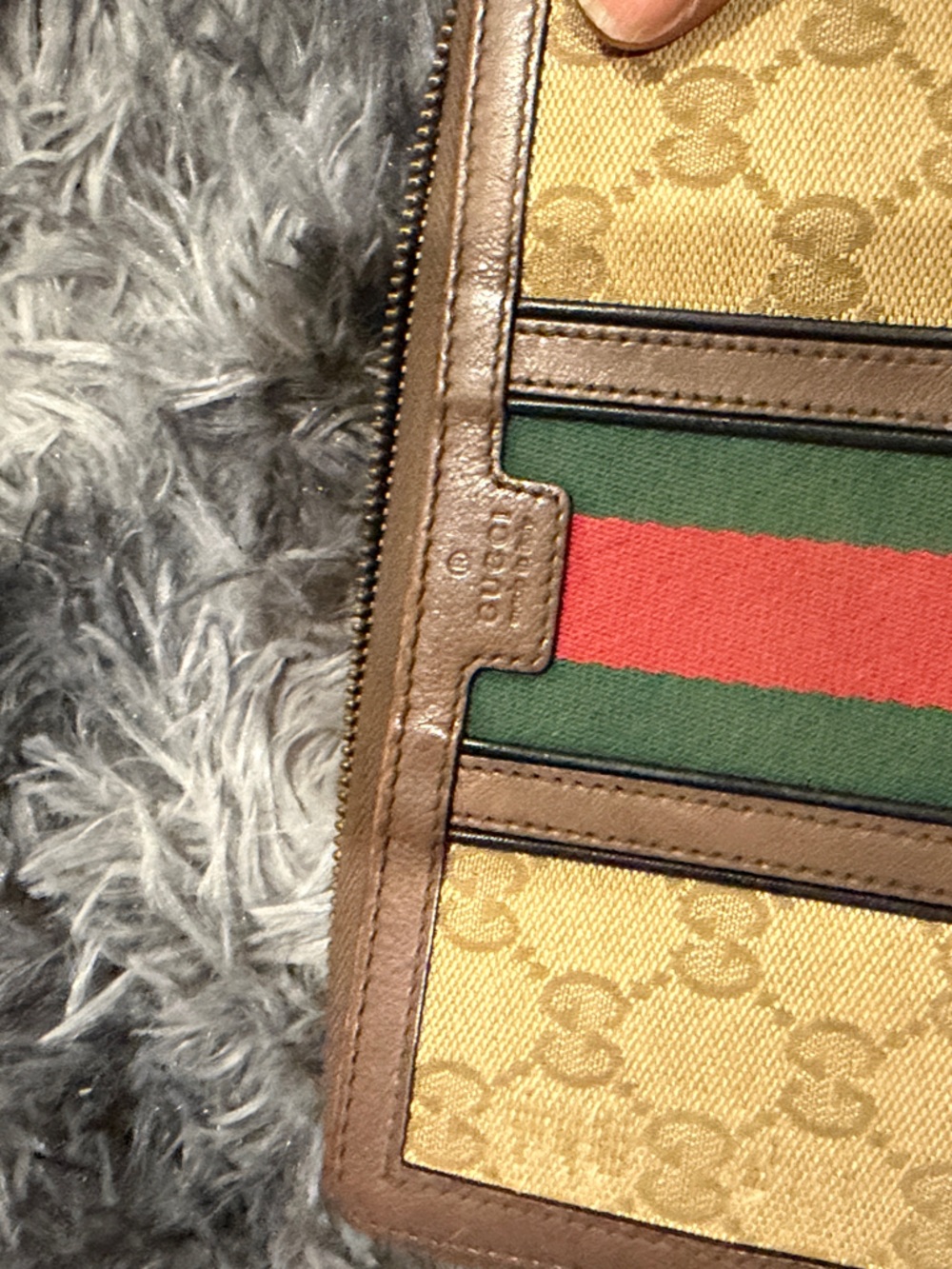 Gucci Brown GG Canvas Wallet with Green and Red Web Stripe - Picture 3 of 6